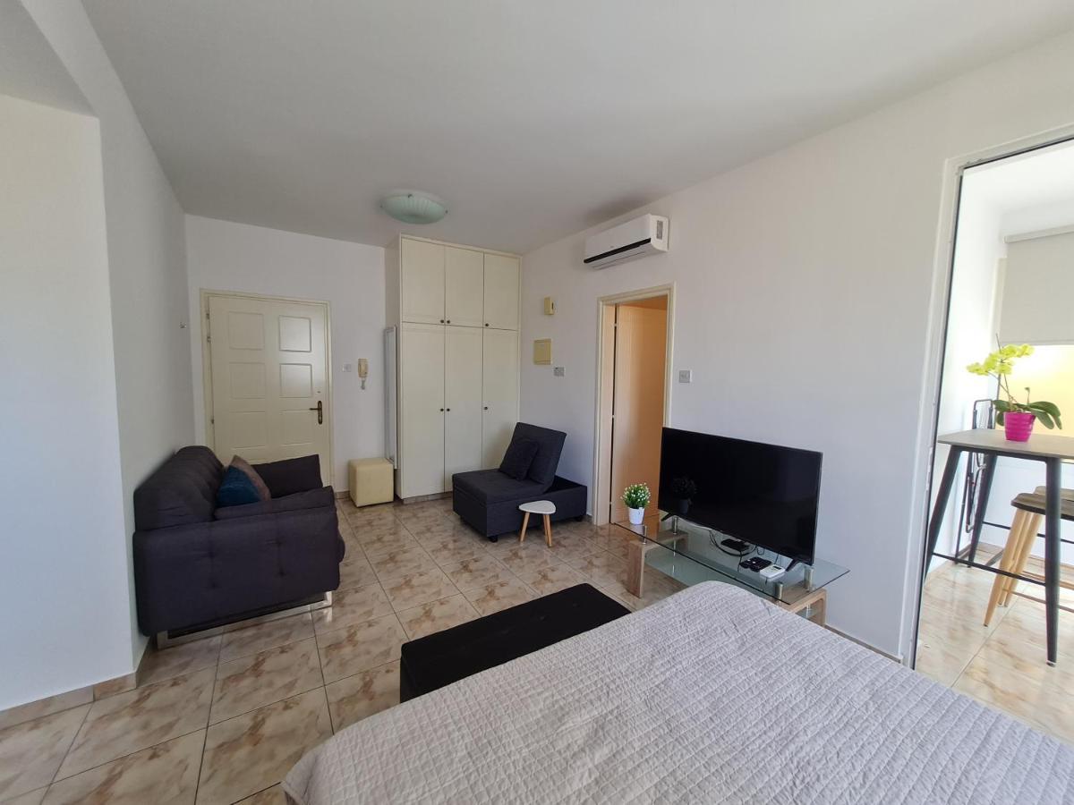 Paphos Laertis 2 Complex, Studio Apartment 106 - By Imh Travel & Tours מראה חיצוני תמונה
