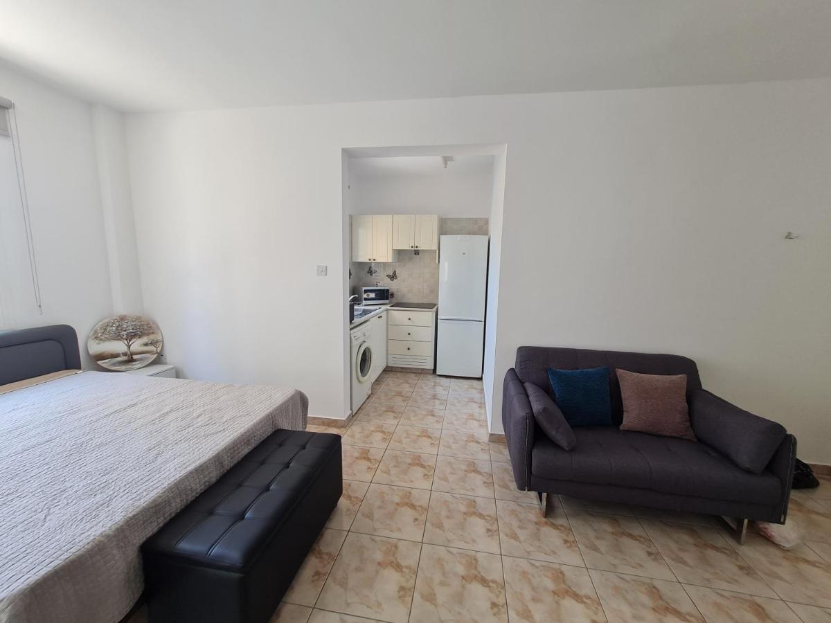 Paphos Laertis 2 Complex, Studio Apartment 106 - By Imh Travel & Tours מראה חיצוני תמונה